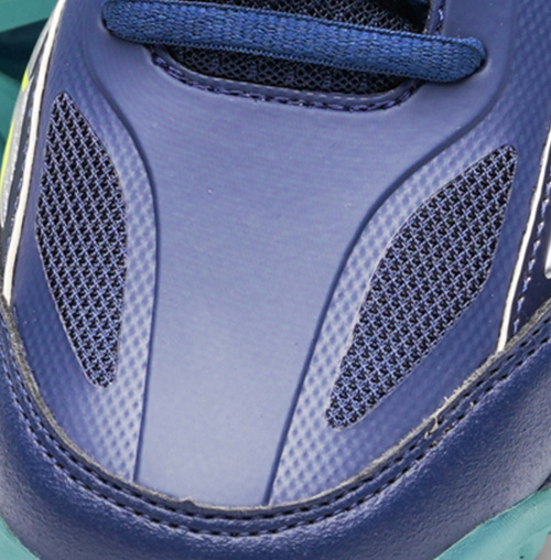 court badminton shoes