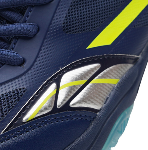 court badminton shoes